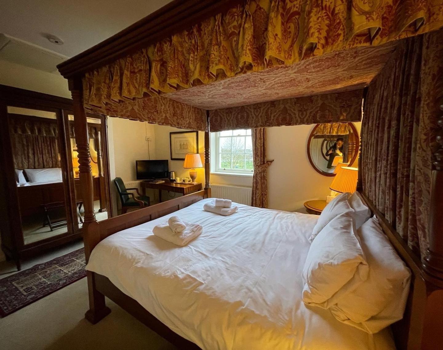 The Bedingfeld Arms Hotel Oxborough Exterior photo